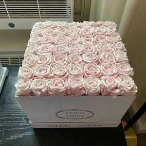 Venus Fleur large roses